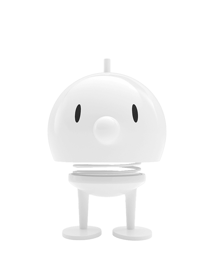 Der Hoptimist Bumble Large White von Hoptimist ist eine weiße, runde Spielfigur mit schwarzen ovalen Augen, einer kleinen Nase, einem kuppelförmigen Kopf und flachen Füßen. Eine sichtbare Feder verbindet den Körper und verleiht ihm einen optimistischen Touch. Der Hintergrund ist transparent.
